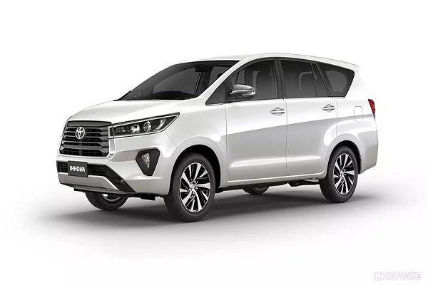 Innova Crysta available for Goa taxi service Candolim and Goa airport transfers